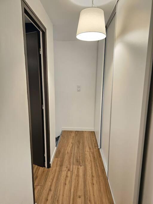 Апартаменты L'Atelier De La Sainte - Vieux Port Марсель Экстерьер фото